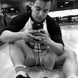 Meet your Posher, Joshua